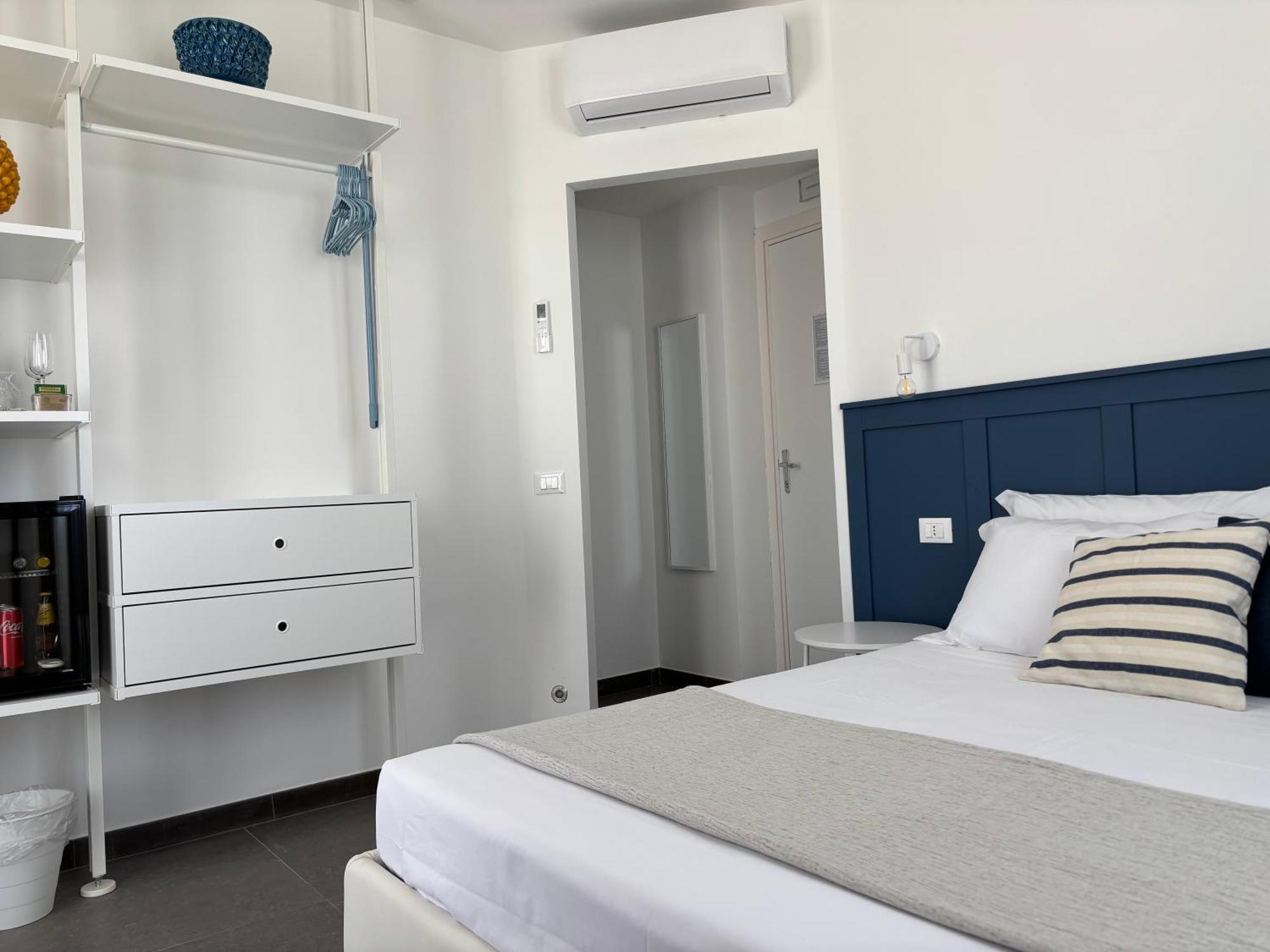 Cala Azzurra Macari Bed And Breakfast And Holidays House Exterior photo