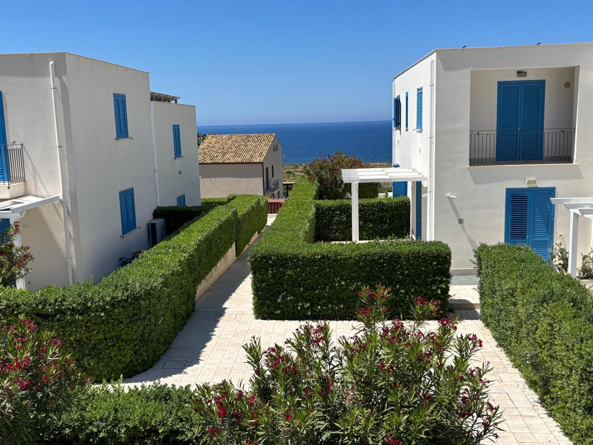 Cala Azzurra Macari Bed And Breakfast And Holidays House Exterior photo